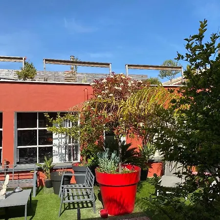 Le Patio Pere Pigne Guestroom Frühstückspension 4*