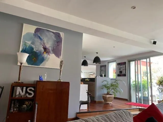 Le Patio Père Pigne Guestroom 4*